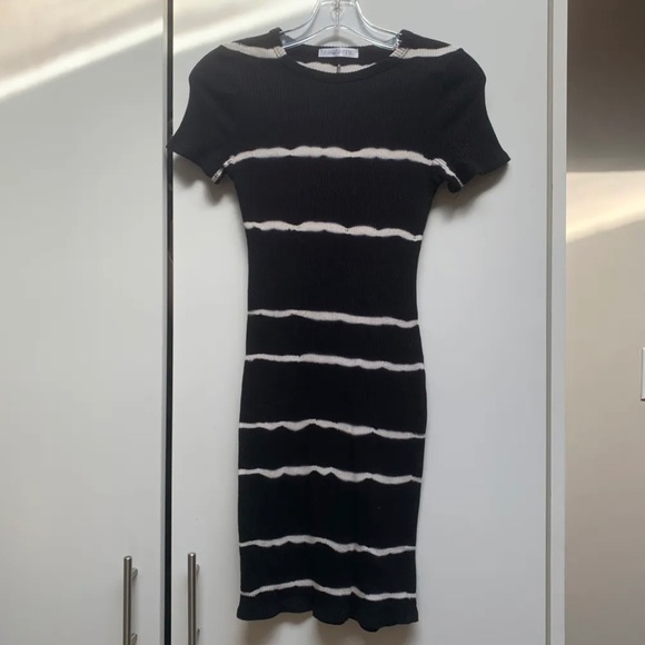 Fashion Nova Ribbed Fitted Dress - Picture 1 of 3